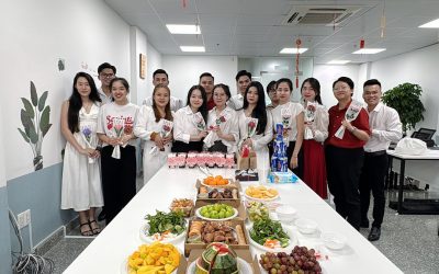 ALPHA DHABI 在 3 月 8 日国际妇女节为“重要的一半”举办了一场亲密节日